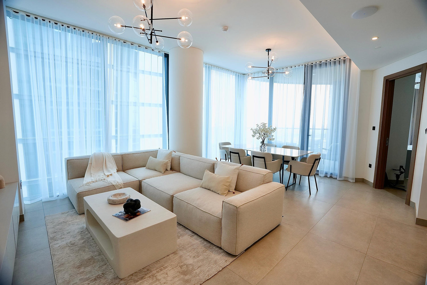 Stylish living room interior design in Dubai