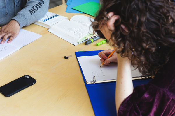 students-study-and-prepare-as-team